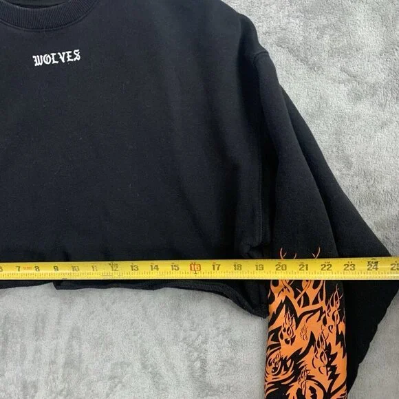 Darc Sport Sweater Womens XS She Wolves Club Crop Top Crewneck Flames Numbered - Picture 4 of 9